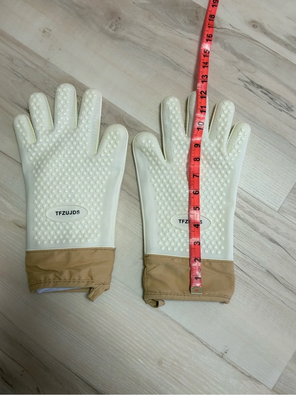Bundle of Heat-Resistant Silicone Oven Gloves - Pink, Cream, Mint Green